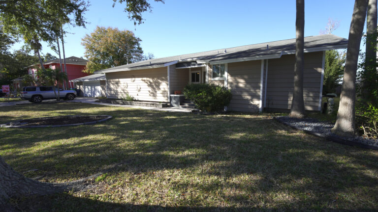 Check out that curb appeal
