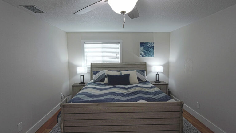 Luxurious king bed